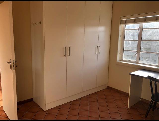 3 BEDROOM APARTMENT RENTED IN ZONNEBLOEM